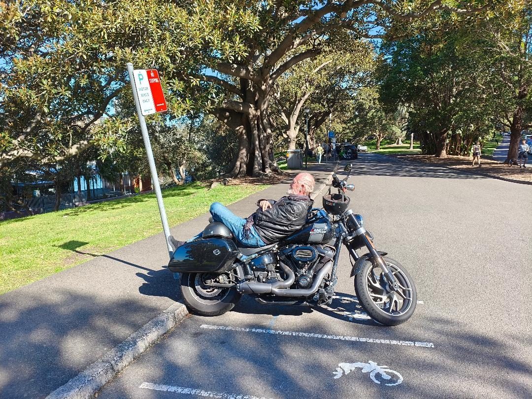 Something to do in Sydney - Sydney harbor Foreshore Walk