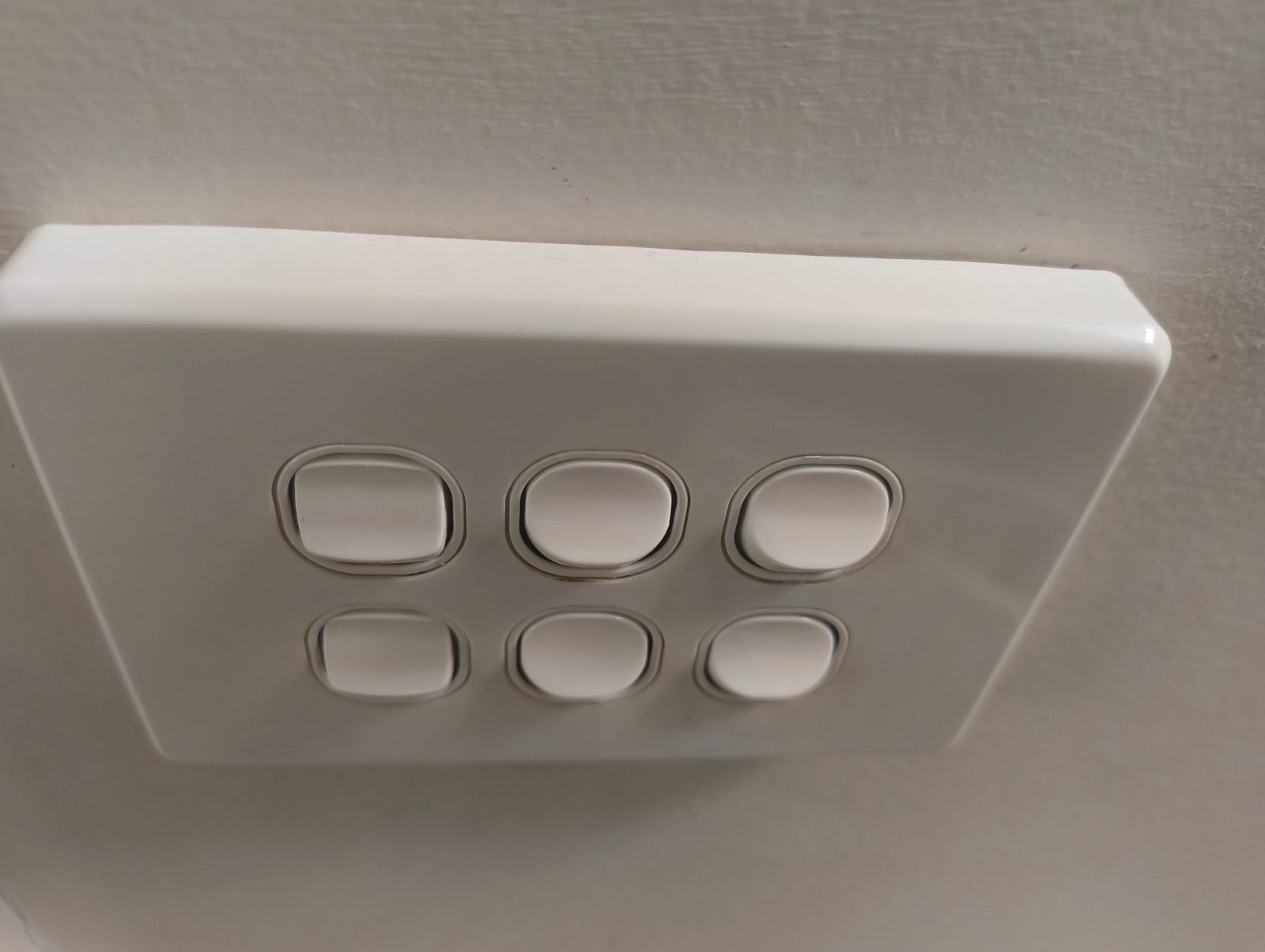 Cheapest electricians in Melbourne